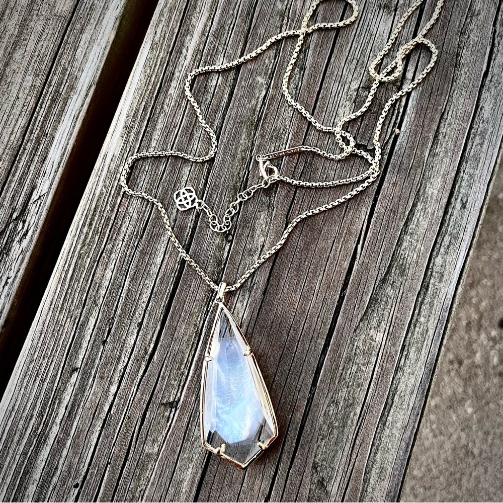 Kendra Scott Carole Necklace Mother of Pearl